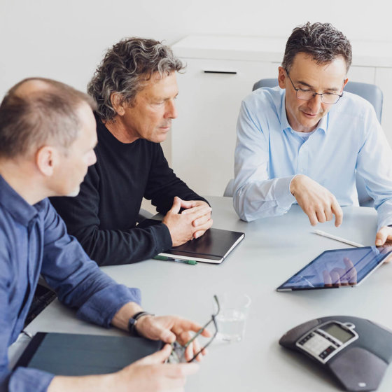 Besprechung Geschaeftsleitung 540x540px Besprechung Geschaeftsleitung 540x540px