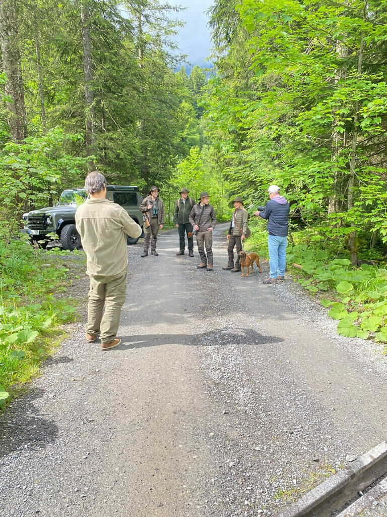 Fotoshooting auf dem Waldweg